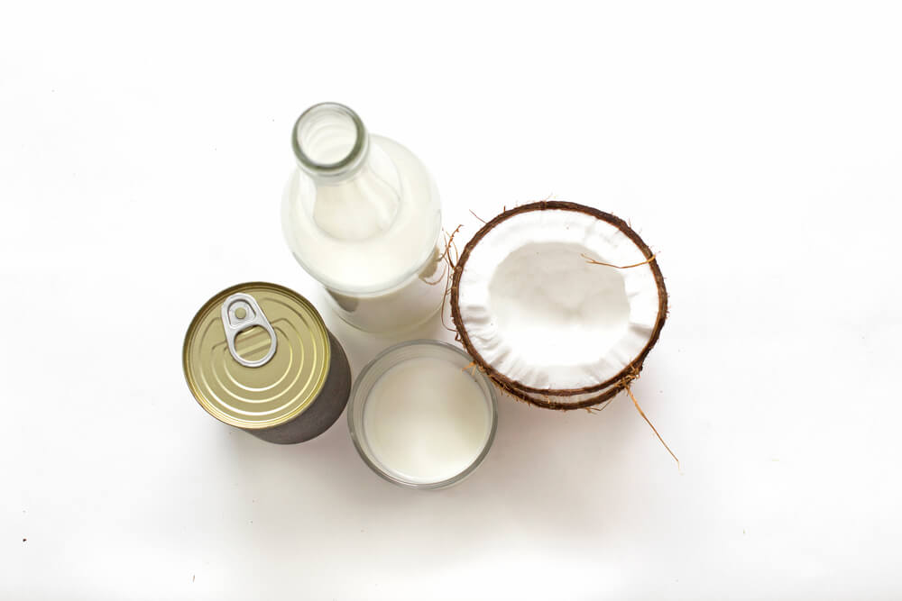 fresh-and-canned-coconut-milk-for-dogs